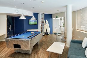 First Group Breakers Resort