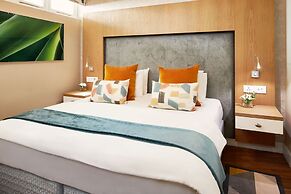 First Group Breakers Resort