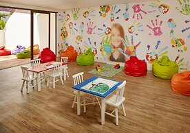 First Group Breakers Resort