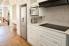 First Group Breakers Resort