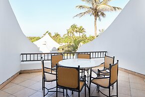 First Group Breakers Resort