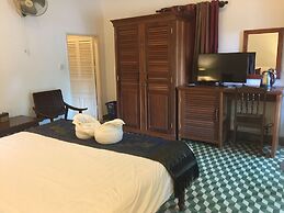 L'Elephant Blanc Resort