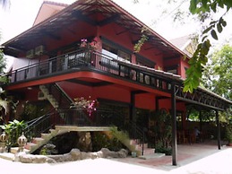 L'Elephant Blanc Resort