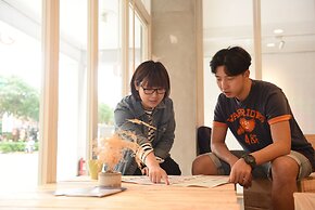 OwlStay Flip Flop Hostel Garden