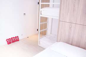 OwlStay Flip Flop Hostel Garden