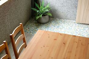 OwlStay Flip Flop Hostel Garden