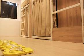 OwlStay Flip Flop Hostel Garden