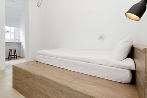 OwlStay Flip Flop Hostel Garden