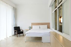 OwlStay Flip Flop Hostel Garden