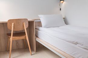 OwlStay Flip Flop Hostel Garden