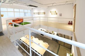 OwlStay Flip Flop Hostel Garden