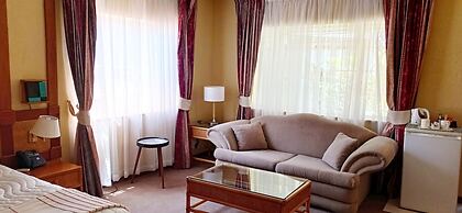 Sparkling Waters Hotel & Spa