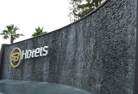 Sparkling Waters Hotel & Spa