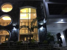 Ayaana Boutique Hotel