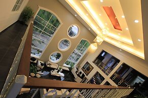 Ayaana Boutique Hotel