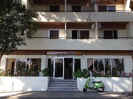 Phaethon Hotel