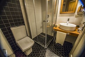 Kuzen Otel - Adults Only