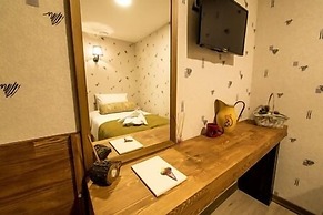 Kuzen Otel - Adults Only