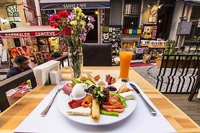 Kuzen Otel - Adults Only