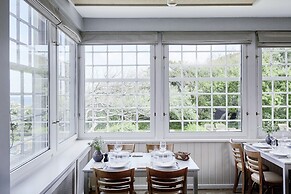 Helenekilde Badehotel