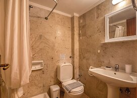 Peli Hotel