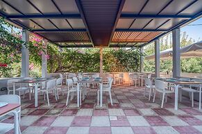 Peli Hotel