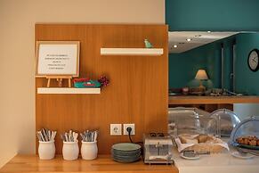 Peli Hotel
