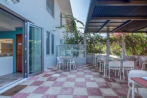 Peli Hotel
