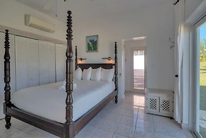 La Bougainvillea Hotel and Villas