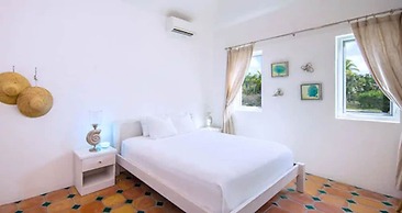 La Bougainvillea Hotel and Villas