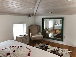 La Bougainvillea Hotel and Villas