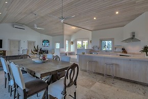 La Bougainvillea Hotel and Villas