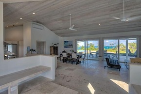 La Bougainvillea Hotel and Villas