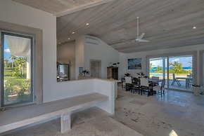 La Bougainvillea Hotel and Villas