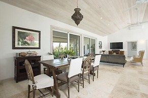 La Bougainvillea Hotel and Villas