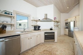 La Bougainvillea Hotel and Villas