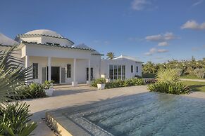 La Bougainvillea Hotel and Villas