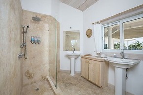 La Bougainvillea Hotel and Villas