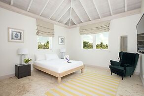 La Bougainvillea Hotel and Villas