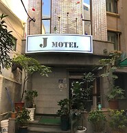 J Motel