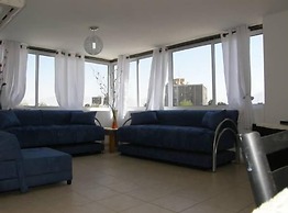 Avi's Suites - 44 Hativat Hanegev