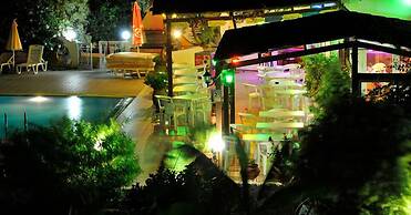 Fili Hotel Apartments