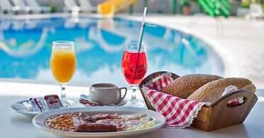 Fili Hotel Apartments