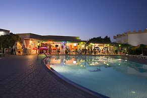 Fili Hotel Apartments