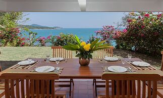 Baan Khunying – Secluded Phuket Beachfront Villa