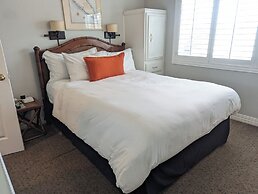 Capitola Hotel