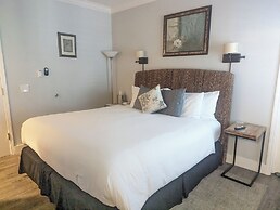 Capitola Hotel