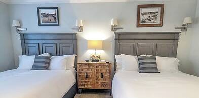 Capitola Hotel
