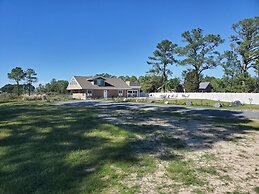 Kingsbay Mansion & Vacation Houses