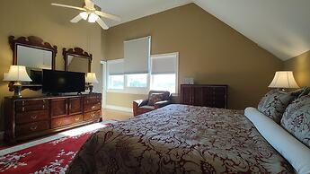 Kingsbay Mansion & Vacation Houses